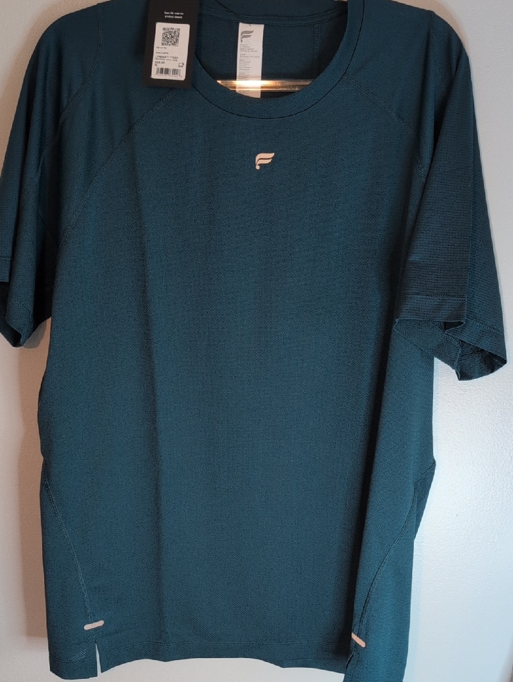 Fabletics Men's Teal Short Sleeve Performance Tee